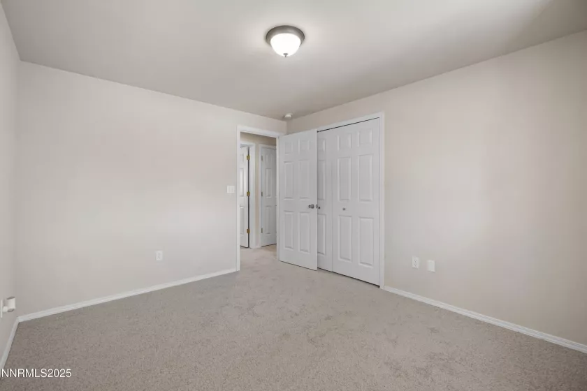 546 Yellow Jacket, Dayton, Nevada 89403, 3 Bedrooms Bedrooms, ,2 BathroomsBathrooms,Residential,Residential,Yellow Jacket,250050217