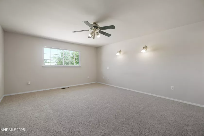 546 Yellow Jacket, Dayton, Nevada 89403, 3 Bedrooms Bedrooms, ,2 BathroomsBathrooms,Residential,Residential,Yellow Jacket,250050217