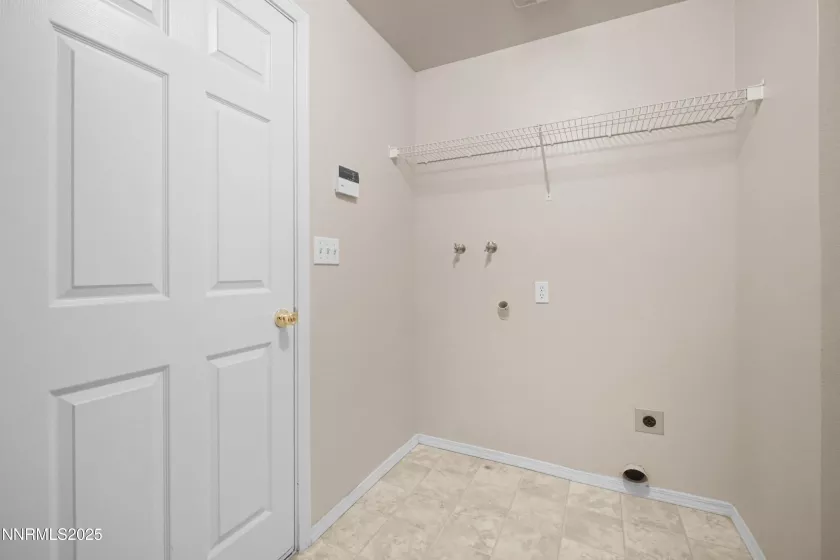 546 Yellow Jacket, Dayton, Nevada 89403, 3 Bedrooms Bedrooms, ,2 BathroomsBathrooms,Residential,Residential,Yellow Jacket,250050217