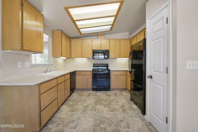546 Yellow Jacket, Dayton, Nevada 89403, 3 Bedrooms Bedrooms, ,2 BathroomsBathrooms,Residential,Residential,Yellow Jacket,250050217