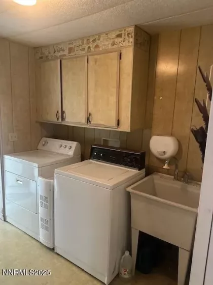 445 Tonopah, Tonopah, Nevada 89049, 3 Bedrooms Bedrooms, ,2 BathroomsBathrooms,Residential,Residential,Tonopah,250050218
