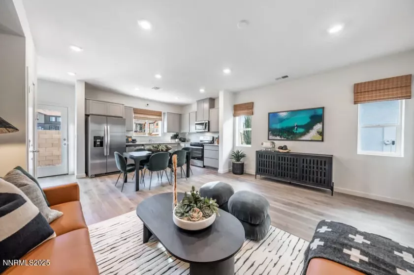 830 Orchard Rock, Reno, Nevada 89506, 3 Bedrooms Bedrooms, ,3 BathroomsBathrooms,Residential,Residential,Orchard Rock,250050219