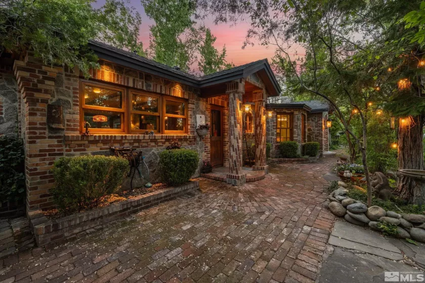 1555 Marsh, Reno, Nevada 89509, 3 Bedrooms Bedrooms, ,3 BathroomsBathrooms,Residential,Residential,Marsh,250006004