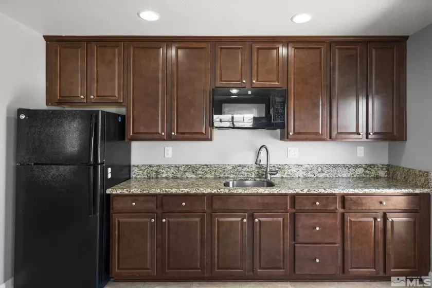 7760 Sonic, Sparks, Nevada 89436, 4 Bedrooms Bedrooms, ,3 BathroomsBathrooms,Residential,Residential,Sonic,250005091