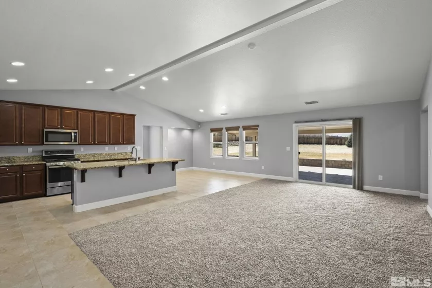 7760 Sonic, Sparks, Nevada 89436, 4 Bedrooms Bedrooms, ,3 BathroomsBathrooms,Residential,Residential,Sonic,250005091