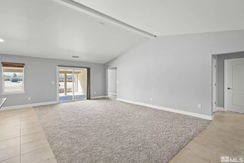 7760 Sonic, Sparks, Nevada 89436, 4 Bedrooms Bedrooms, ,3 BathroomsBathrooms,Residential,Residential,Sonic,250005091