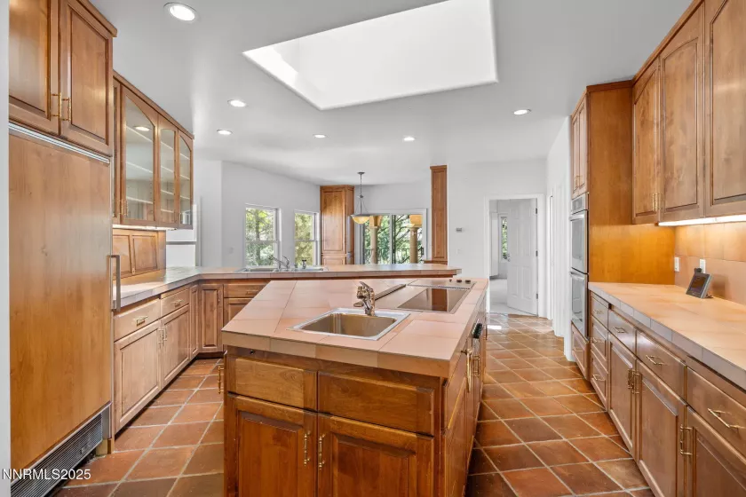 390 Sylvan, Verdi, Nevada 89439, 4 Bedrooms Bedrooms, ,5 BathroomsBathrooms,Residential,Residential,Sylvan,250050202