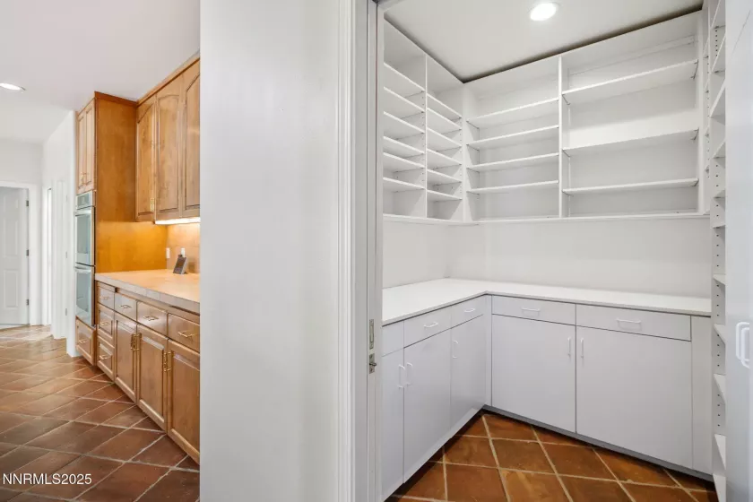 390 Sylvan, Verdi, Nevada 89439, 4 Bedrooms Bedrooms, ,5 BathroomsBathrooms,Residential,Residential,Sylvan,250050202