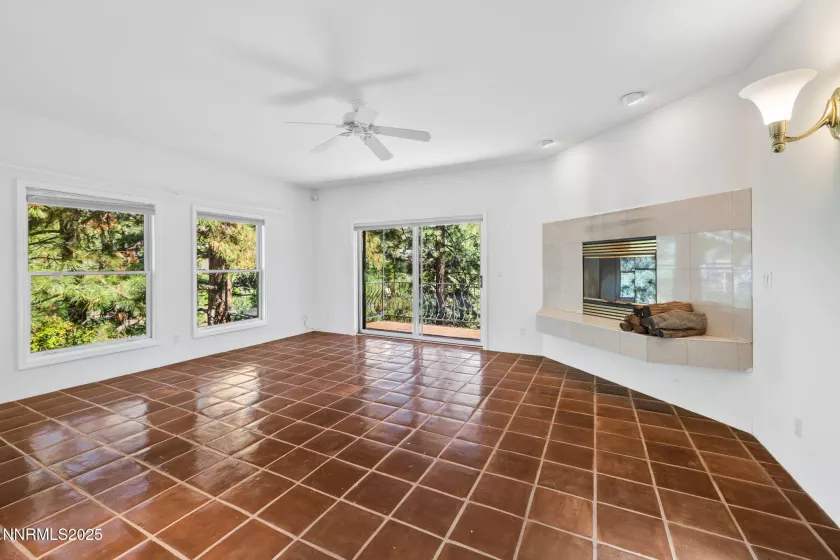 390 Sylvan, Verdi, Nevada 89439, 4 Bedrooms Bedrooms, ,5 BathroomsBathrooms,Residential,Residential,Sylvan,250050202