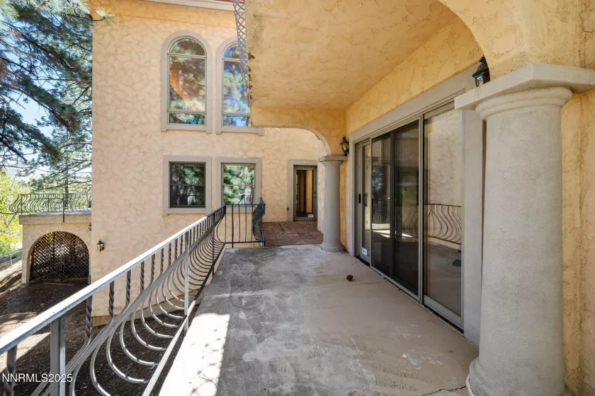390 Sylvan, Verdi, Nevada 89439, 4 Bedrooms Bedrooms, ,5 BathroomsBathrooms,Residential,Residential,Sylvan,250050202