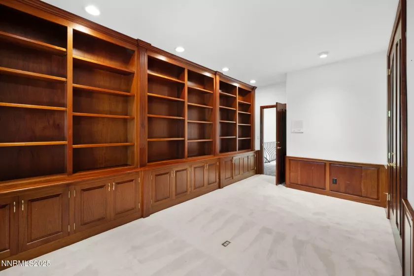 390 Sylvan, Verdi, Nevada 89439, 4 Bedrooms Bedrooms, ,5 BathroomsBathrooms,Residential,Residential,Sylvan,250050202