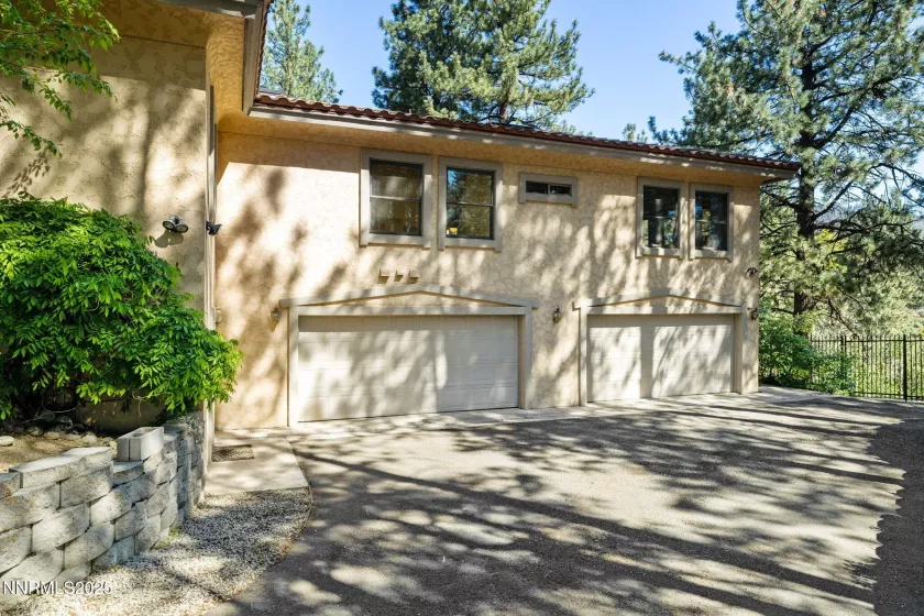 390 Sylvan, Verdi, Nevada 89439, 4 Bedrooms Bedrooms, ,5 BathroomsBathrooms,Residential,Residential,Sylvan,250050202