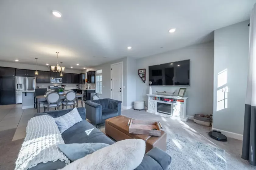 1855 Dark Horse, Reno, Nevada 89521, 3 Bedrooms Bedrooms, ,3 BathroomsBathrooms,Residential,Residential,Dark Horse,250050204