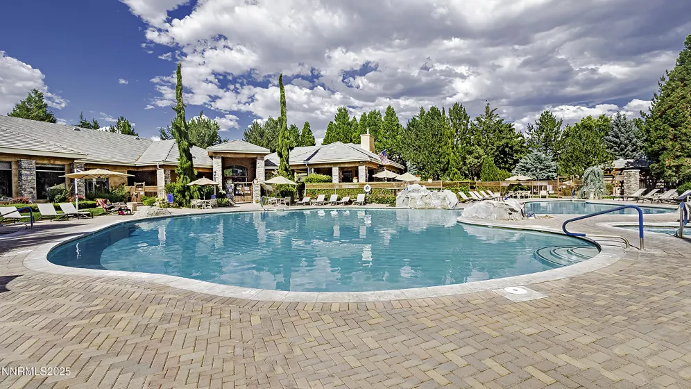 900 Meadows, Reno, Nevada 89521, 2 Bedrooms Bedrooms, ,2 BathroomsBathrooms,Residential,Residential,Meadows,250050206
