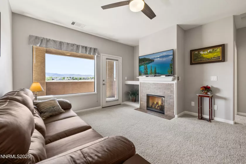 900 Meadows, Reno, Nevada 89521, 2 Bedrooms Bedrooms, ,2 BathroomsBathrooms,Residential,Residential,Meadows,250050206