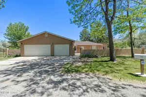 17860 Virginia, Reno, Nevada 89521, 3 Bedrooms Bedrooms, ,2 BathroomsBathrooms,Residential,Residential,Virginia,250050208