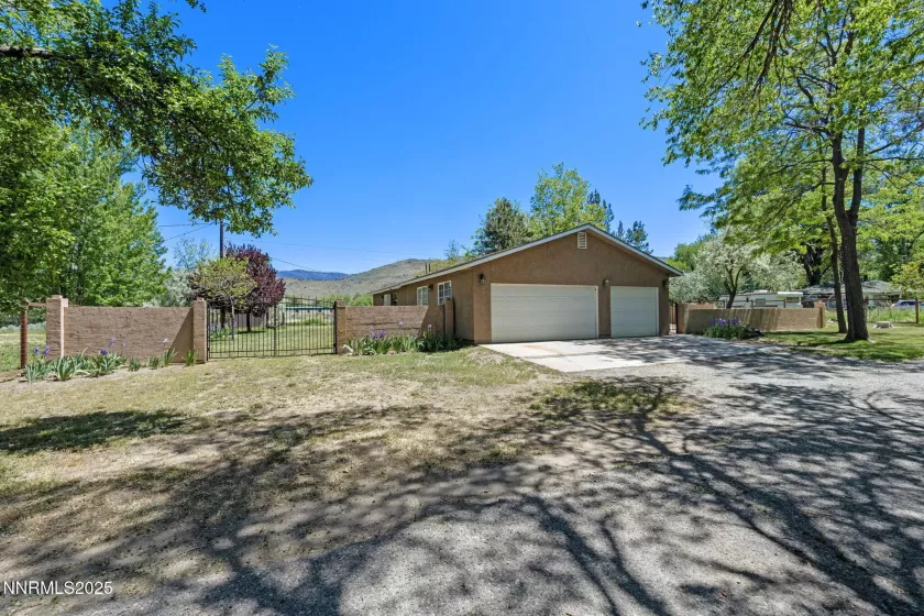 17860 Virginia, Reno, Nevada 89521, 3 Bedrooms Bedrooms, ,2 BathroomsBathrooms,Residential,Residential,Virginia,250050208