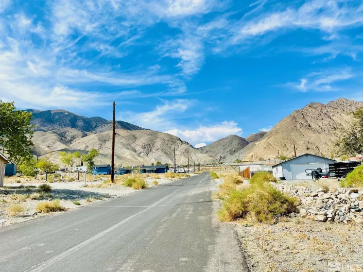 220 Pamela, Walker Lake, Nevada 89415, 3 Bedrooms Bedrooms, ,2 BathroomsBathrooms,Residential,Residential,Pamela,250006477