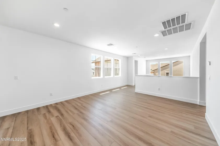 385 Pah Rah Ridge, Sparks, Nevada 89441, 5 Bedrooms Bedrooms, ,4 BathroomsBathrooms,Residential,Residential,Pah Rah Ridge,250006519