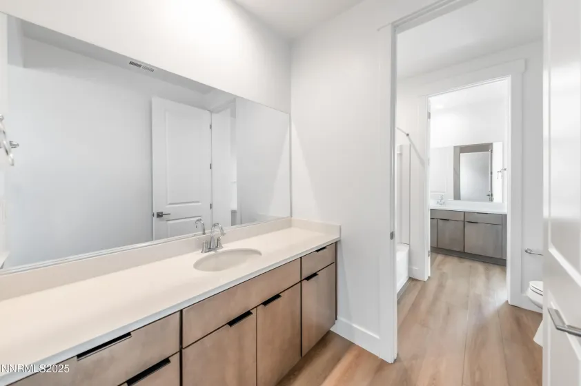 385 Pah Rah Ridge, Sparks, Nevada 89441, 5 Bedrooms Bedrooms, ,4 BathroomsBathrooms,Residential,Residential,Pah Rah Ridge,250006519