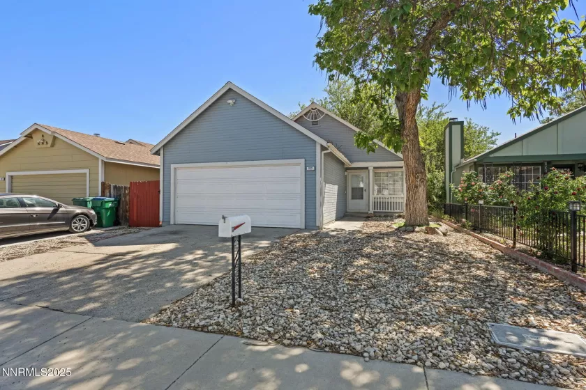 1821 Fargo, Sparks, Nevada 89434, 3 Bedrooms Bedrooms, ,2 BathroomsBathrooms,Residential,Residential,Fargo,250050227