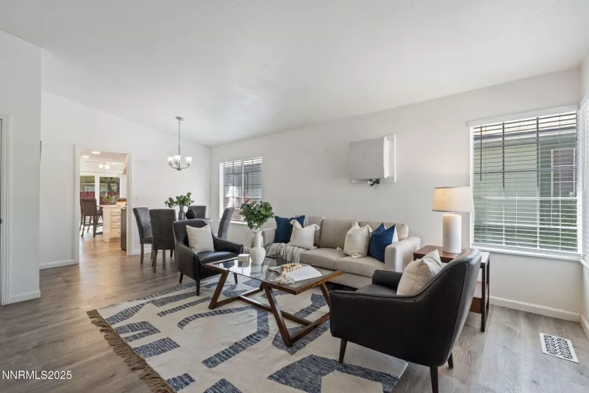 1821 Fargo, Sparks, Nevada 89434, 3 Bedrooms Bedrooms, ,2 BathroomsBathrooms,Residential,Residential,Fargo,250050227