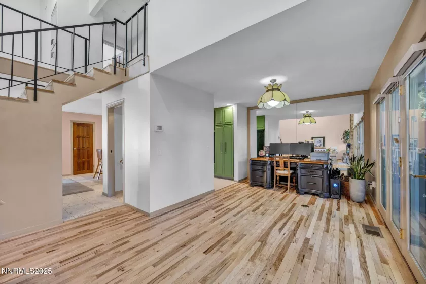 4307 Clyde, Reno, Nevada 89509, 2 Bedrooms Bedrooms, ,3 BathroomsBathrooms,Residential,Residential,Clyde,250050229