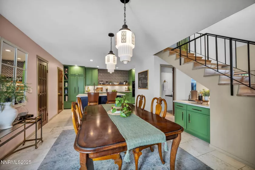 4307 Clyde, Reno, Nevada 89509, 2 Bedrooms Bedrooms, ,3 BathroomsBathrooms,Residential,Residential,Clyde,250050229
