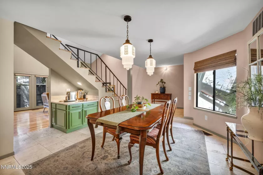 4307 Clyde, Reno, Nevada 89509, 2 Bedrooms Bedrooms, ,3 BathroomsBathrooms,Residential,Residential,Clyde,250050229