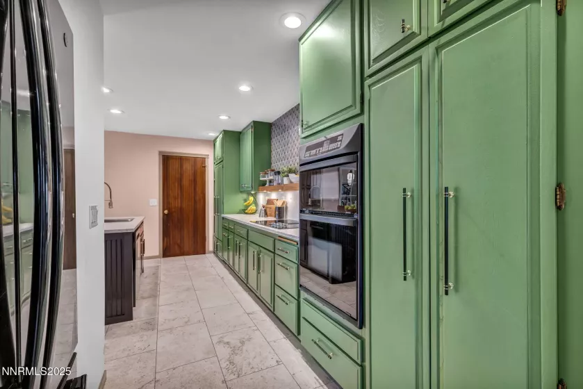 4307 Clyde, Reno, Nevada 89509, 2 Bedrooms Bedrooms, ,3 BathroomsBathrooms,Residential,Residential,Clyde,250050229