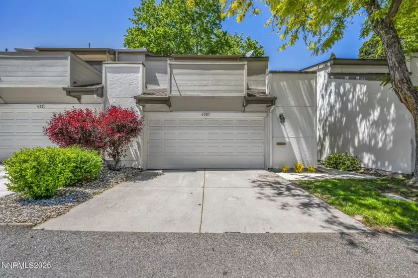 4307 Clyde, Reno, Nevada 89509, 2 Bedrooms Bedrooms, ,3 BathroomsBathrooms,Residential,Residential,Clyde,250050229