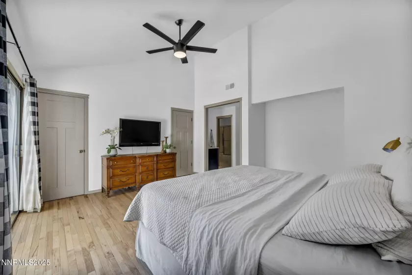 4307 Clyde, Reno, Nevada 89509, 2 Bedrooms Bedrooms, ,3 BathroomsBathrooms,Residential,Residential,Clyde,250050229