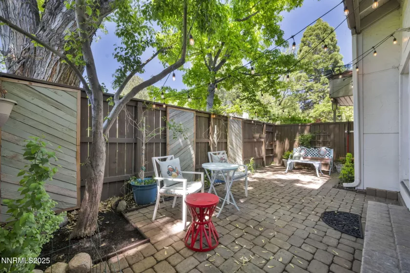 4307 Clyde, Reno, Nevada 89509, 2 Bedrooms Bedrooms, ,3 BathroomsBathrooms,Residential,Residential,Clyde,250050229