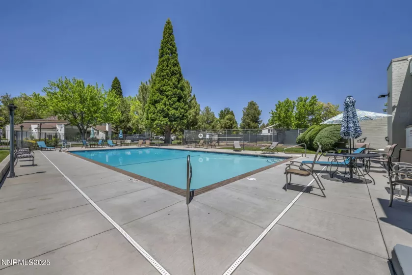 4307 Clyde, Reno, Nevada 89509, 2 Bedrooms Bedrooms, ,3 BathroomsBathrooms,Residential,Residential,Clyde,250050229