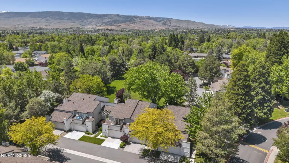 4307 Clyde, Reno, Nevada 89509, 2 Bedrooms Bedrooms, ,3 BathroomsBathrooms,Residential,Residential,Clyde,250050229