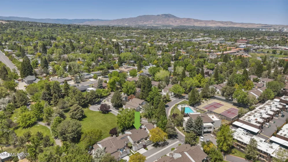 4307 Clyde, Reno, Nevada 89509, 2 Bedrooms Bedrooms, ,3 BathroomsBathrooms,Residential,Residential,Clyde,250050229