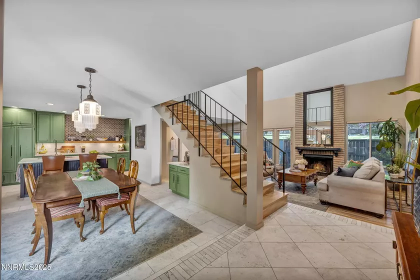 4307 Clyde, Reno, Nevada 89509, 2 Bedrooms Bedrooms, ,3 BathroomsBathrooms,Residential,Residential,Clyde,250050229