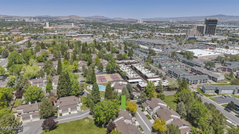 4307 Clyde, Reno, Nevada 89509, 2 Bedrooms Bedrooms, ,3 BathroomsBathrooms,Residential,Residential,Clyde,250050229