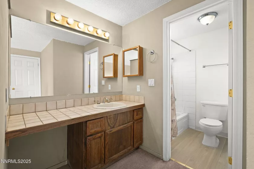 12 Patterson, Sparks, Nevada 89436, 3 Bedrooms Bedrooms, ,2 BathroomsBathrooms,Residential,Residential,Patterson,250050245