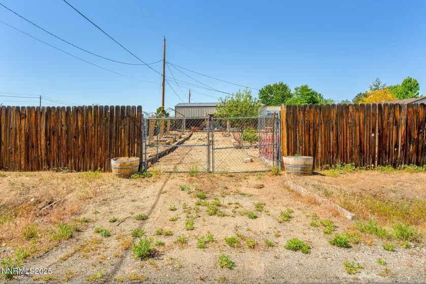 12 Patterson, Sparks, Nevada 89436, 3 Bedrooms Bedrooms, ,2 BathroomsBathrooms,Residential,Residential,Patterson,250050245