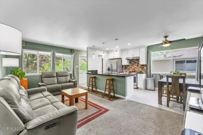 5030 Tahiti, Reno, Nevada 89502, 2 Bedrooms Bedrooms, ,1 BathroomBathrooms,Residential,Residential,Tahiti,250050251