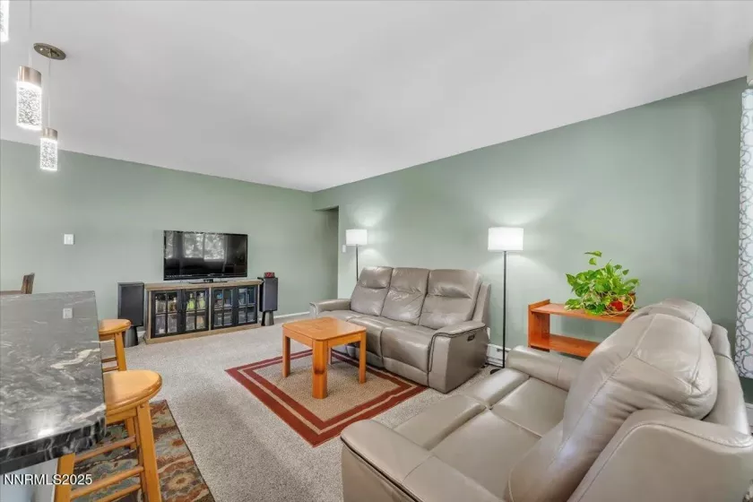 5030 Tahiti, Reno, Nevada 89502, 2 Bedrooms Bedrooms, ,1 BathroomBathrooms,Residential,Residential,Tahiti,250050251