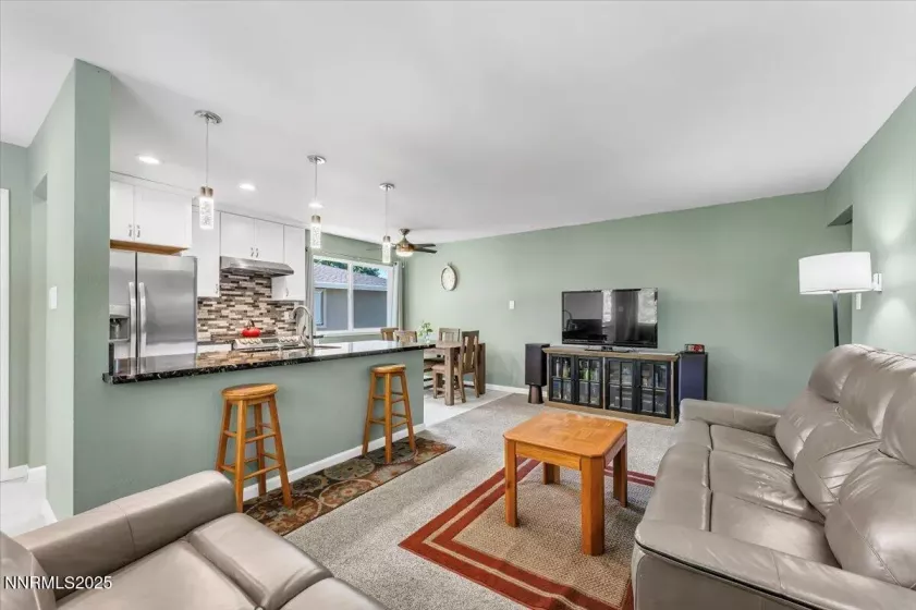 5030 Tahiti, Reno, Nevada 89502, 2 Bedrooms Bedrooms, ,1 BathroomBathrooms,Residential,Residential,Tahiti,250050251