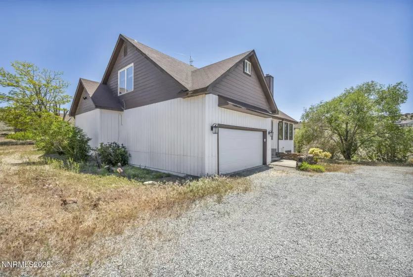 670 Valle Verde, Sparks, Nevada 89441, 3 Bedrooms Bedrooms, ,3 BathroomsBathrooms,Residential,Residential,Valle Verde,250050254