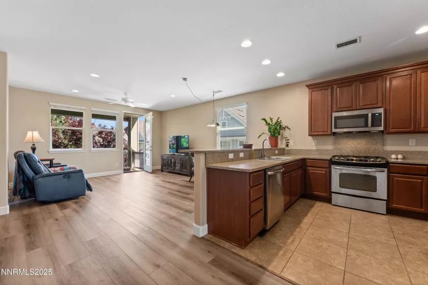 225 Lafayette, Reno, Nevada 89509, 3 Bedrooms Bedrooms, ,3 BathroomsBathrooms,Residential,Residential,Lafayette,250050255