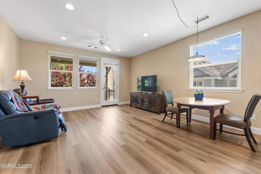 225 Lafayette, Reno, Nevada 89509, 3 Bedrooms Bedrooms, ,3 BathroomsBathrooms,Residential,Residential,Lafayette,250050255