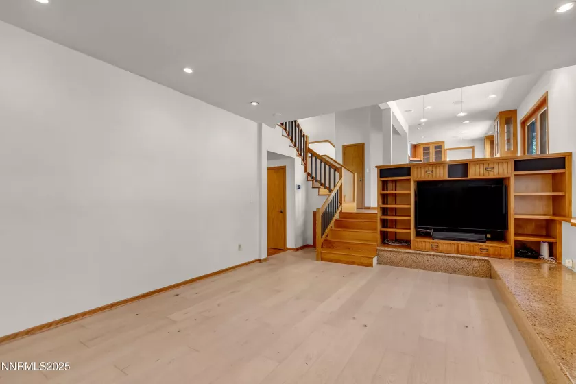 2593 Chaparral, Reno, Nevada 89509, 3 Bedrooms Bedrooms, ,3 BathroomsBathrooms,Residential,Residential,Chaparral,250050256
