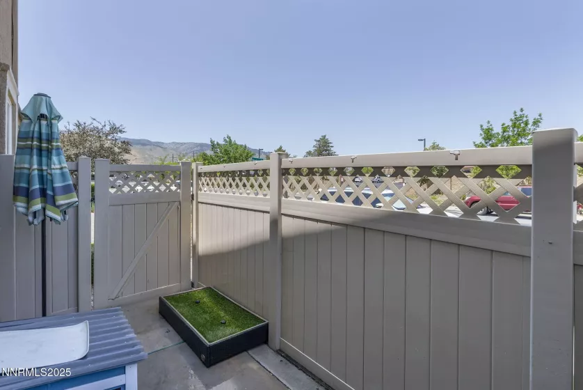 1201 Fonterra, Carson City, Nevada 89701, 2 Bedrooms Bedrooms, ,3 BathroomsBathrooms,Residential,Residential,Fonterra,250050257
