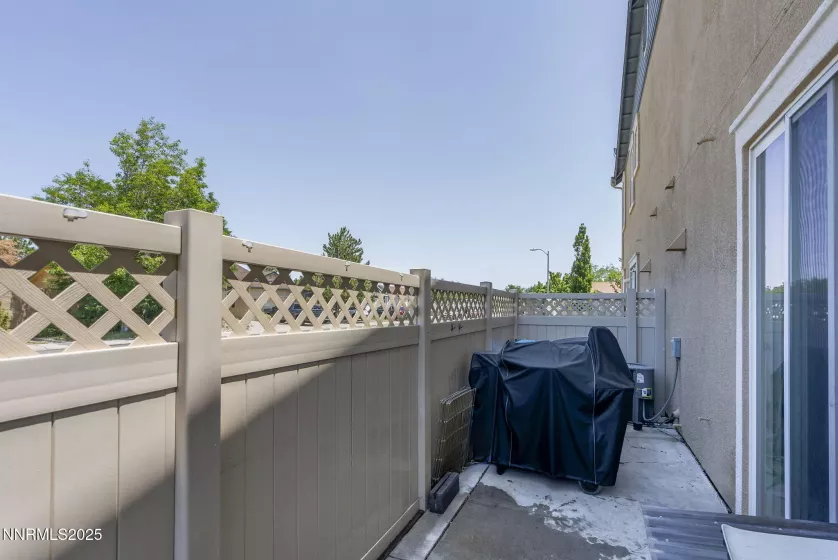 1201 Fonterra, Carson City, Nevada 89701, 2 Bedrooms Bedrooms, ,3 BathroomsBathrooms,Residential,Residential,Fonterra,250050257