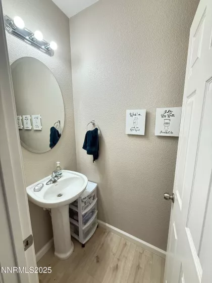 1201 Fonterra, Carson City, Nevada 89701, 2 Bedrooms Bedrooms, ,3 BathroomsBathrooms,Residential,Residential,Fonterra,250050257